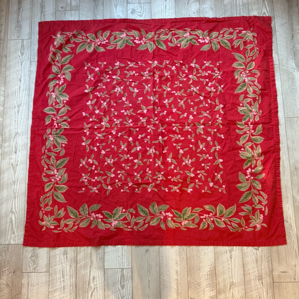 Xochi Vintage Inspired Red Tablecloth Green Leaves Fruit Cherries Berries India‎